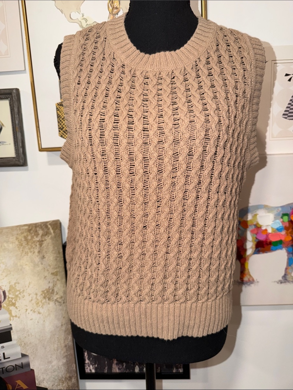 GAP Sleeveless Crewneck Knit Vest in Taupe #fall #preppy
